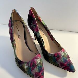 Via Spiga Multicolor Floral Heels
